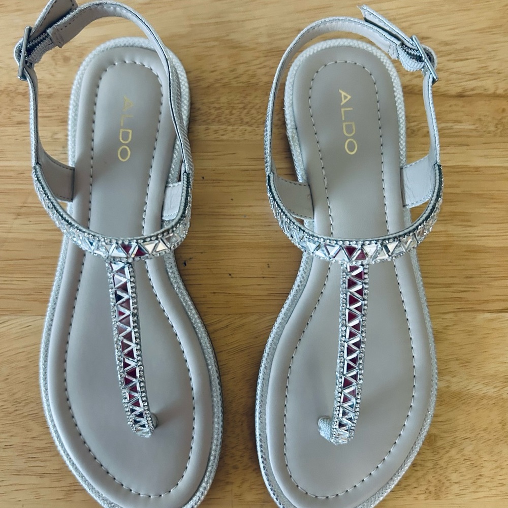 Aldo Silver beaded sandals, size 7. Brand NEW.